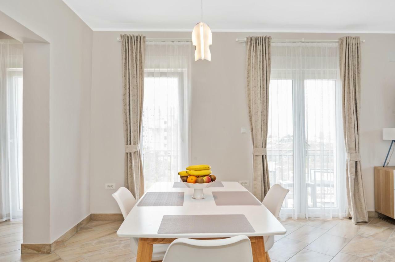Aaa Anic Amazing Apartments Deluxe Сплит Экстерьер фото