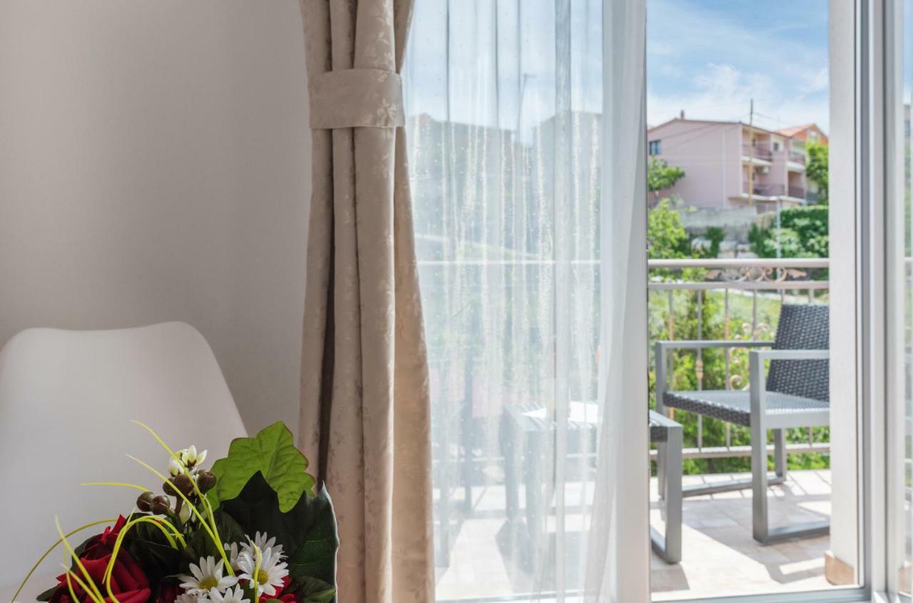 Aaa Anic Amazing Apartments Deluxe Сплит Экстерьер фото