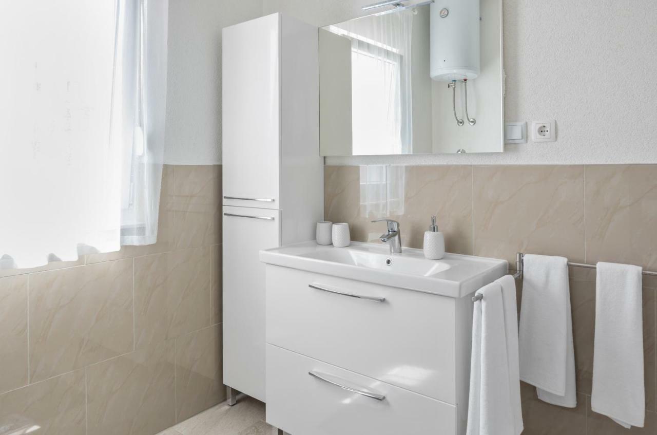 Aaa Anic Amazing Apartments Deluxe Сплит Экстерьер фото